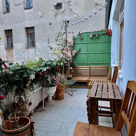 Cozy With A Terrace In The Center Of Apartamento