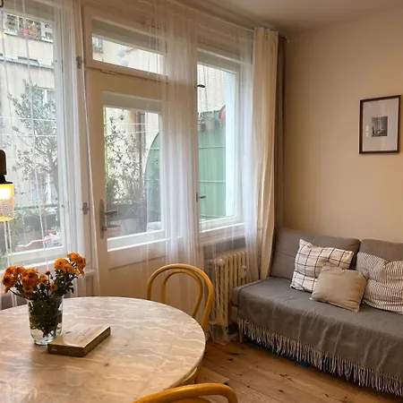 Cozy With A Terrace In The Center Of Praga