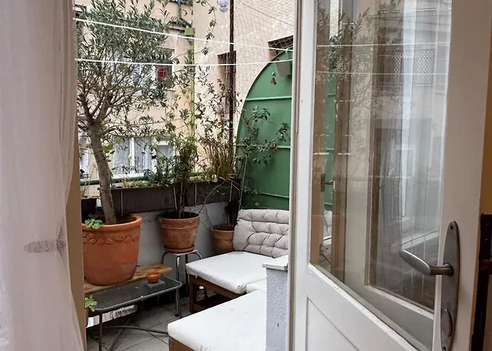Cozy With A Terrace In The Center Of Lägenhet Prag