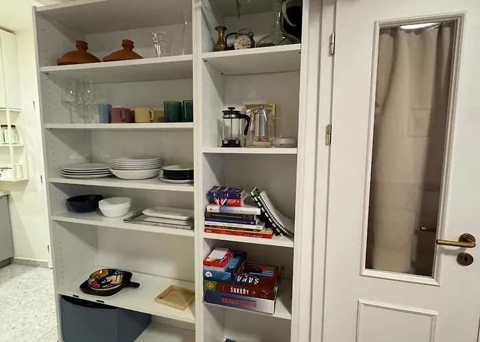 Lägenhet Cozy With A Terrace In The Center Of *