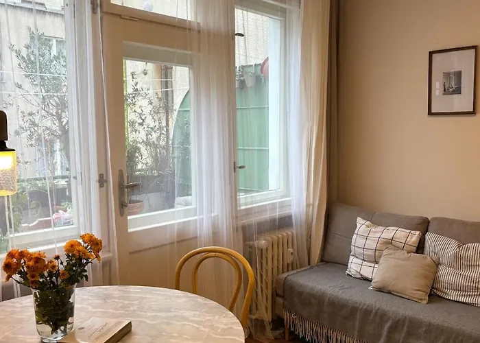 Cozy With A Terrace In The Center Of Prag