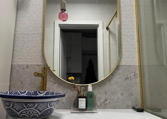 Cozy With A Terrace In The Center Of Lägenhet *