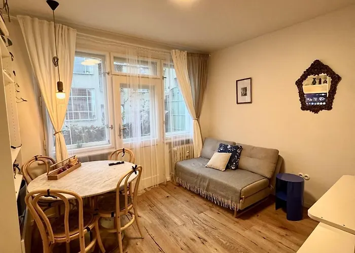 Cozy With A Terrace In The Center Of Lägenhet *
