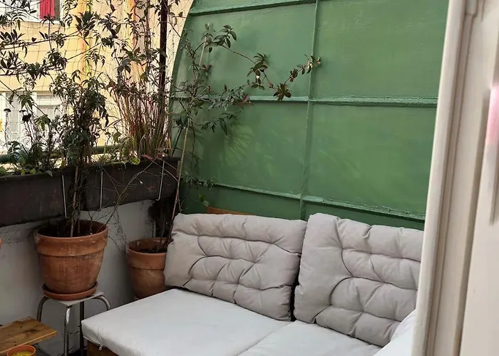 Cozy With A Terrace In The Center Of Prag